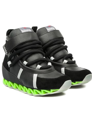 Camper Boots in Schwarz
