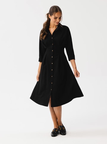 Stylove Kleid in Schwarz