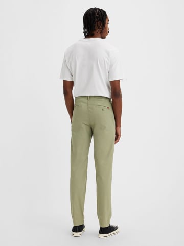 Levi´s Chino in Oliv