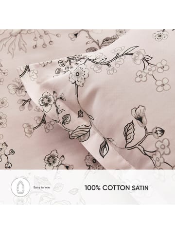 Cacharel Satijnen beddengoedset "Jardin Secret" lichtroze