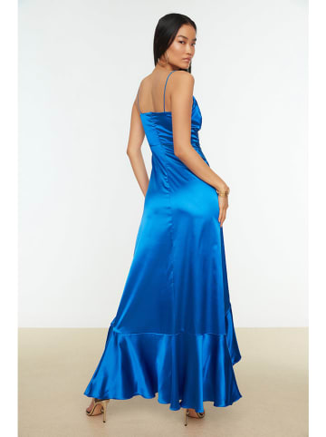 trendyol Sukienka w kolorze niebieskim