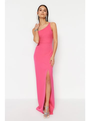 trendyol Kleid in Fuchsia