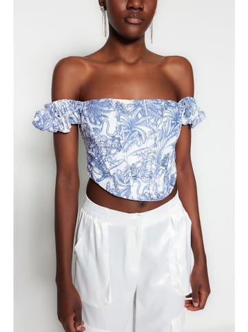 trendyol Bluse in Hellblau/ Weiß