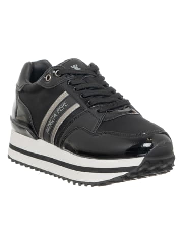 Patrizia Pepe Skórzane sneakersy w kolorze czarnym