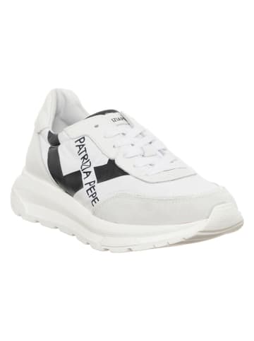 Patrizia Pepe Leder-Sneakers in Weiß/ Schwarz