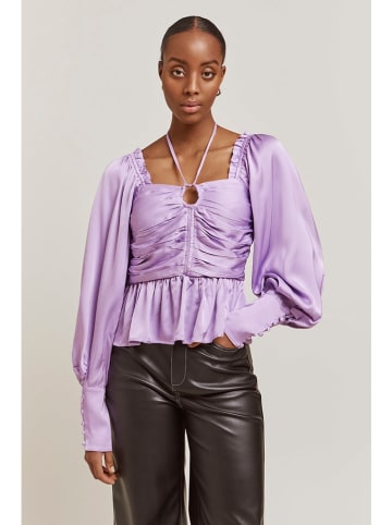 By Malina Bluse "Hadley" in Lila
