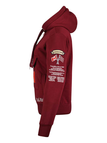 Canadian Peak Hoodie "Gyrelle" in Bordeaux