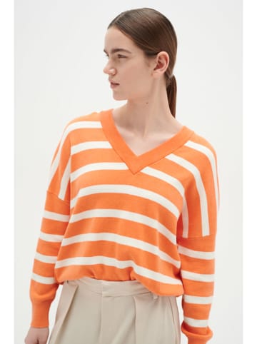 InWear Sweter w kolorze pomarańczowo-białym