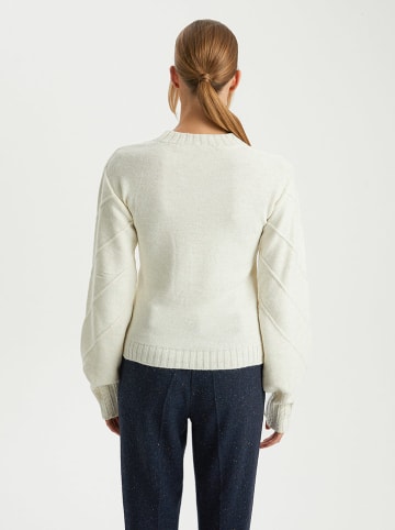 BGN Pullover in Creme