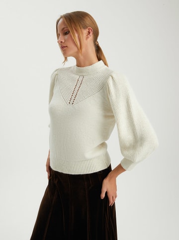 BGN Pullover in Creme