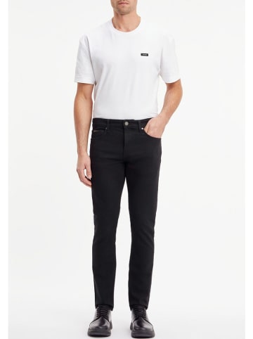 Calvin Klein Jeans - Slim fit - in Schwarz