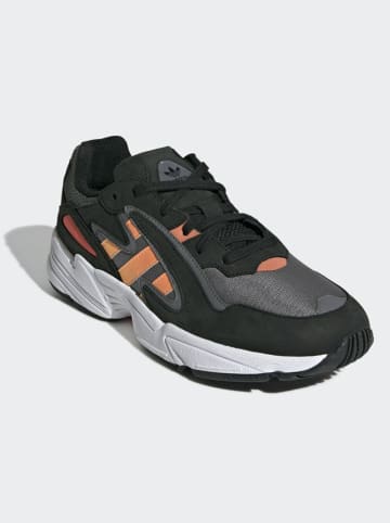 adidas Skórzane sneakersy "Yung-96" w kolorze czarno-pomarańczowym
