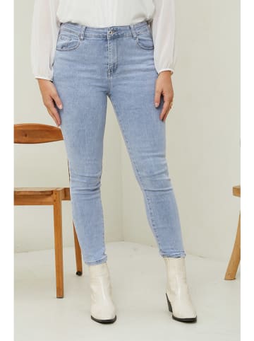 Curvy Lady Jeans - Slim fit - in Hellblau