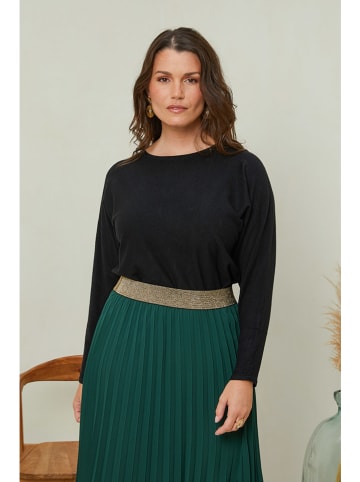 Curvy Lady Pullover in Schwarz