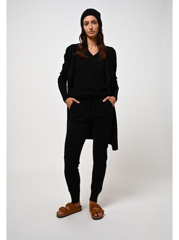 AUTHENTIC CASHMERE Kaszmirowa koszulka "Kali" w kolorze czarnym