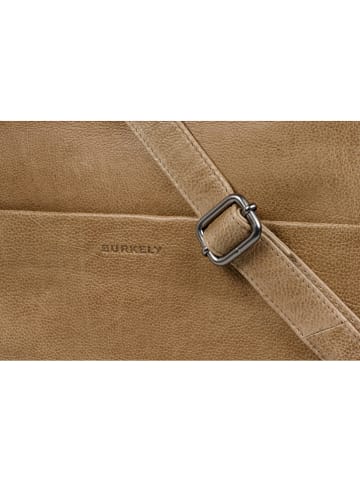 Burkely Leren schoudertas "Just Jolie" lichtbruin - (B)21 x (H)13 x (D)11 cm