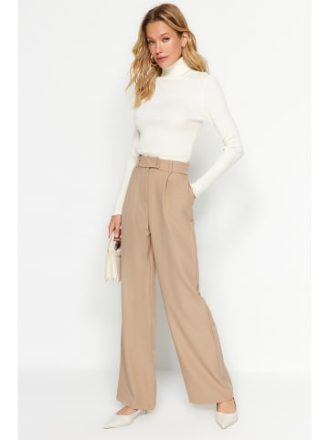 trendyol Marlenehose in Beige