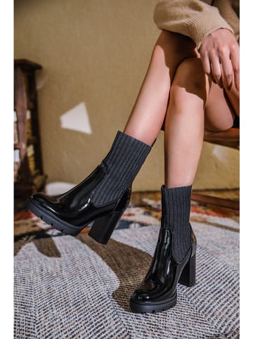 Sixth Sens Stiefeletten in Schwarz