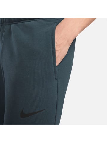 Nike Sweathose in Grün