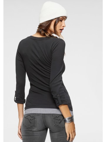 Kangaroos Longsleeve in Schwarz