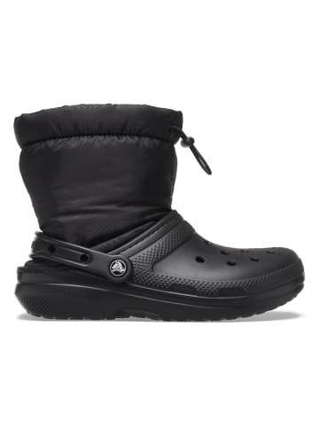 Crocs Kozaki zimowe w kolorze czarnym