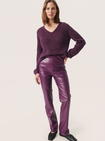 Soaked in Luxury Sweter "Tuesday" w kolorze fioletowym