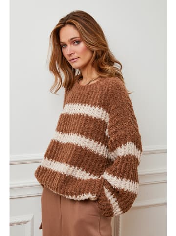 Plume Sweter "Andalou" w kolorze karmelowo-kremowym