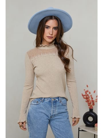 Soft Cashmere Pullover in Beige