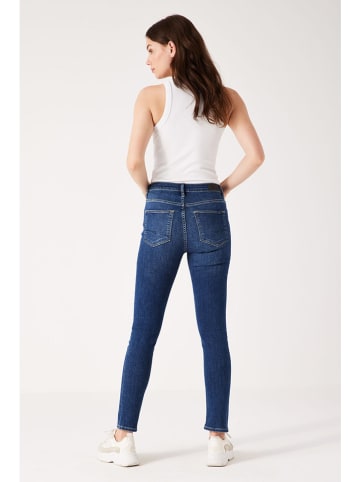 Garcia Jeans - Skinny fit - in Dunkelblau