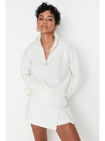 trendyol Pullover in Weiß