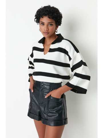 trendyol Sweter w kolorze kremowo-czarnym