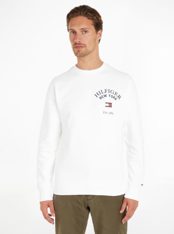 White hilfiger sweatshirt 2025