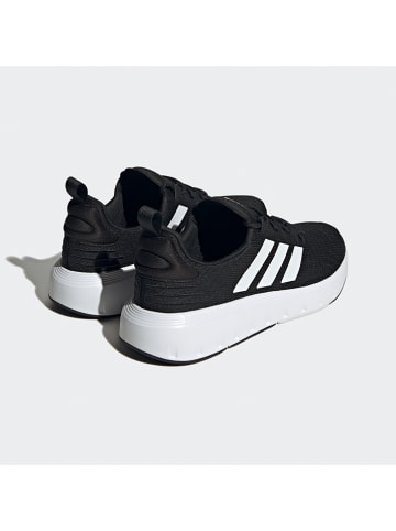 adidas Sneakers "Swift Run 23" zwart/wit