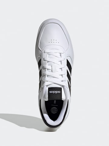 adidas Sneakersy "Courtbeat" w kolorze białym