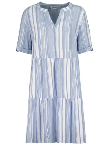 Fresh Made Kleid in Hellblau/ Weiß