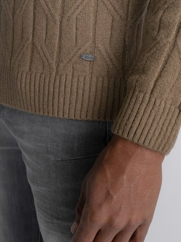 Petrol Industries Sweter w kolorze beżowym
