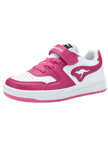 Sneakers in Pink