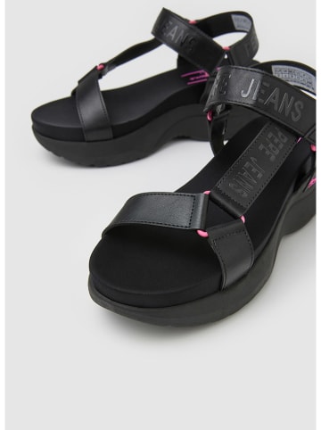 Pepe Jeans FOOTWEAR Sandały w kolorze czarnym