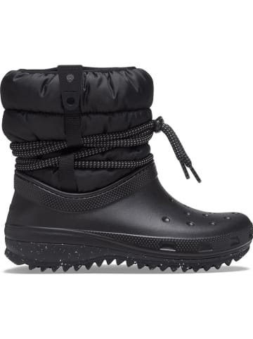 Crocs Kozaki zimowe "Classic Neo Puff" w kolorze czarnym