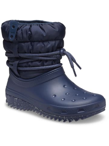 Crocs Kozaki zimowe "Classic Neo Puff" w kolorze granatowym