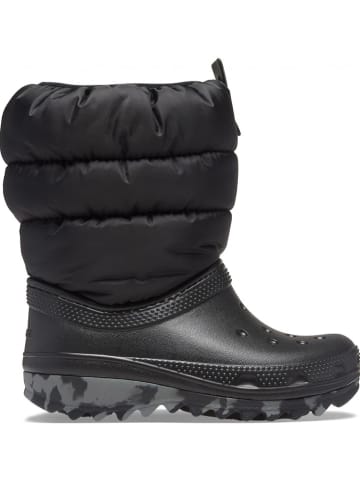 Crocs Kozaki zimowe "Classic Neo Puff" w kolorze czarnym
