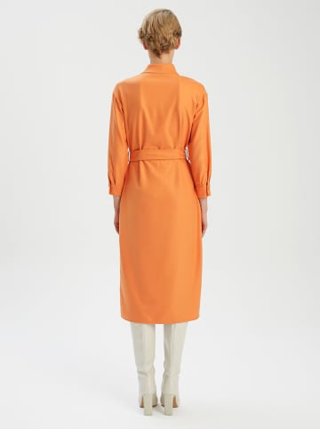 BGN Sukienka w kolorze pomarańczowym