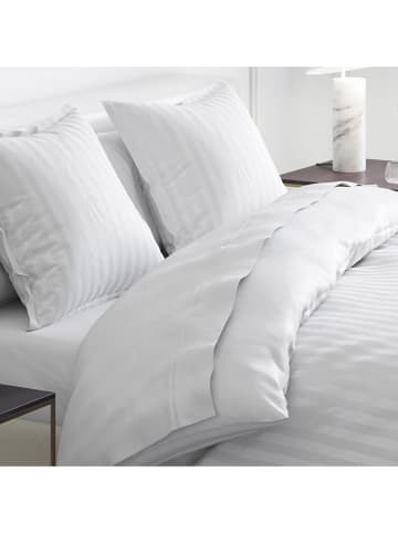 Cacharel Satijnen beddengoedset wit