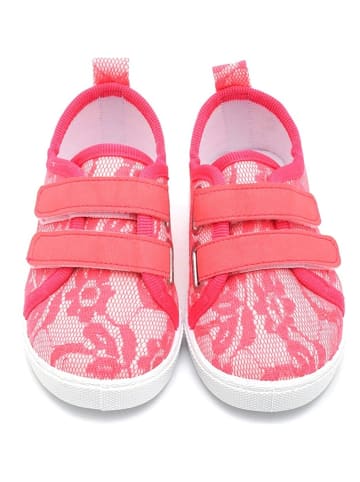 First Step Sneakers in Pink