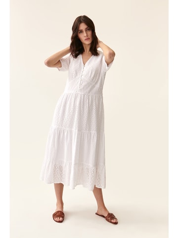 TATUUM Kleid in Weiß