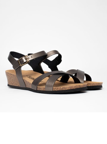 Sunbay Sandały "Lecheria" w kolorze srebrnym na koturnie