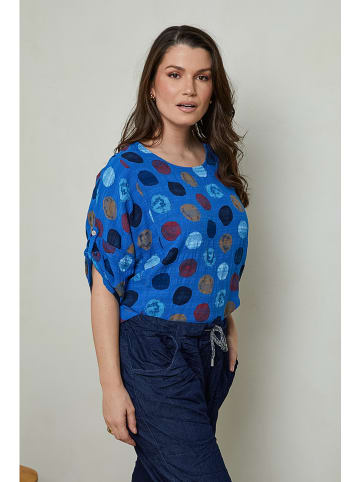 Curvy Lady Koszulka lniana w kolorze niebieskim