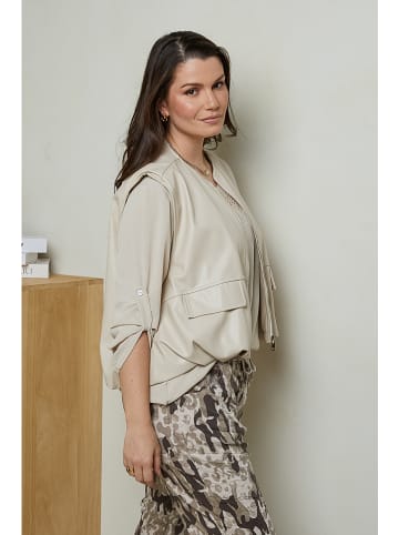 Curvy Lady Übergangsjacke in Beige