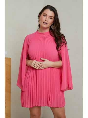Curvy Lady Plisseekleid in Pink