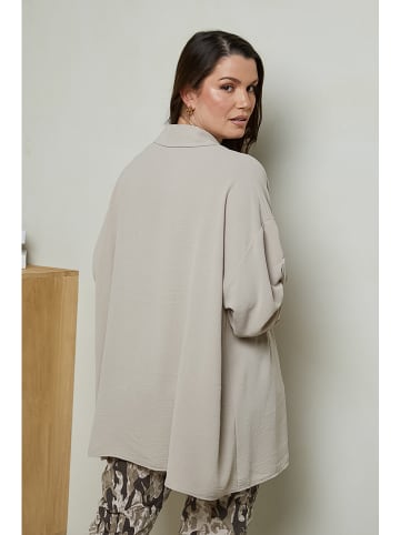 Curvy Lady Hemd in Beige
